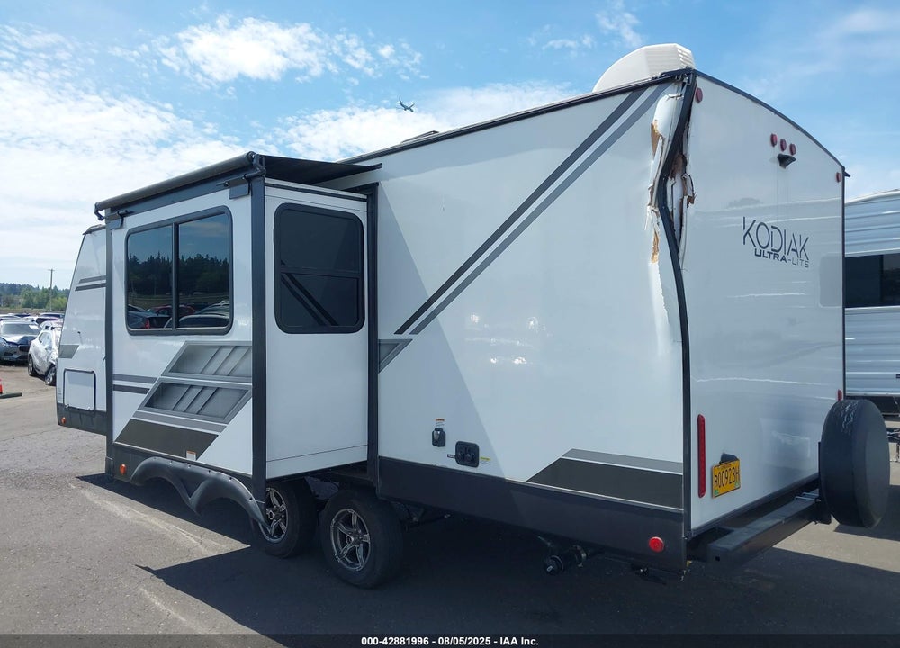2022 KODIAK BY DUTCHMEN ULTRA LITE SERIES M- VIN: 4YDTKDL2XNJ970867