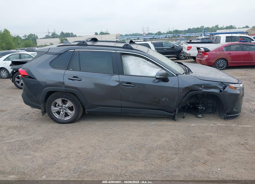 2025 TOYOTA RAV4 VIN: 2T3P1RFV9SW527147