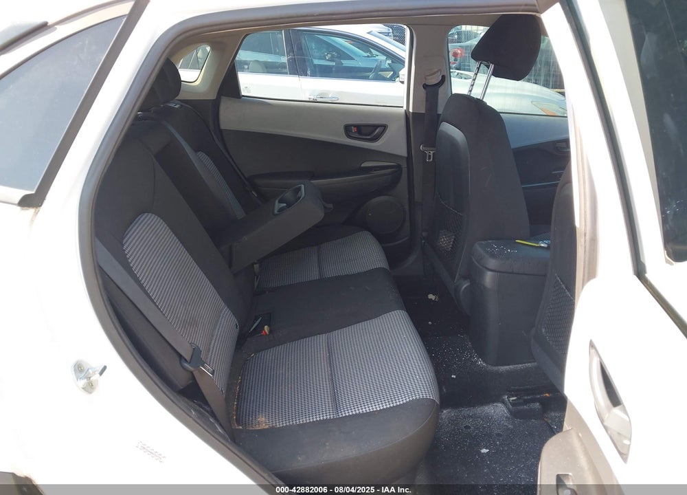 2021 HYUNDAI KONA SEL VIN: KM8K22AA9MU747774