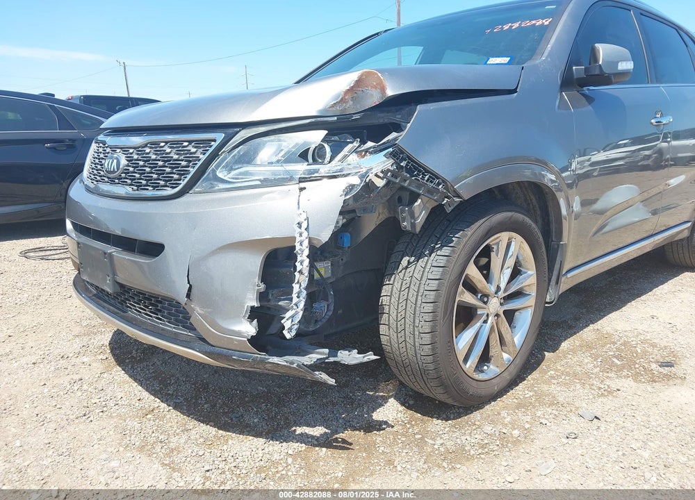 2014 KIA SORENTO VIN: 5XYKW4A72EG531812