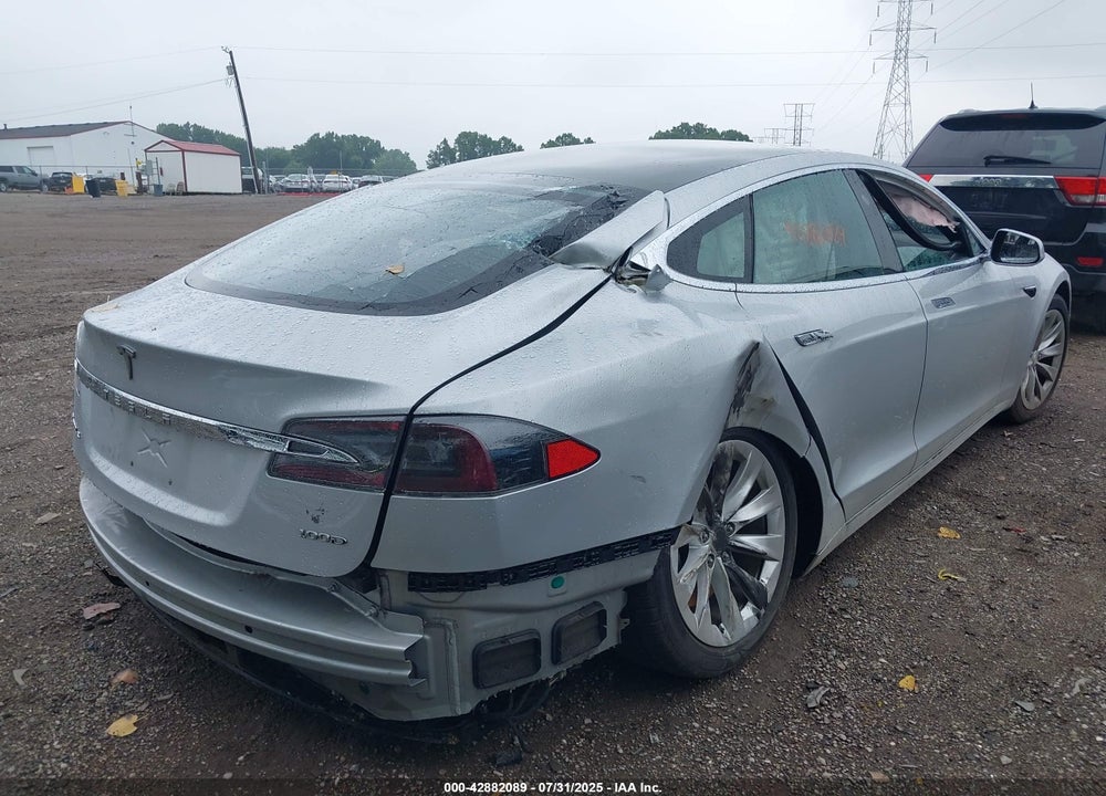2018 TESLA MODEL S VIN: 5YJSA1E2XJF266814