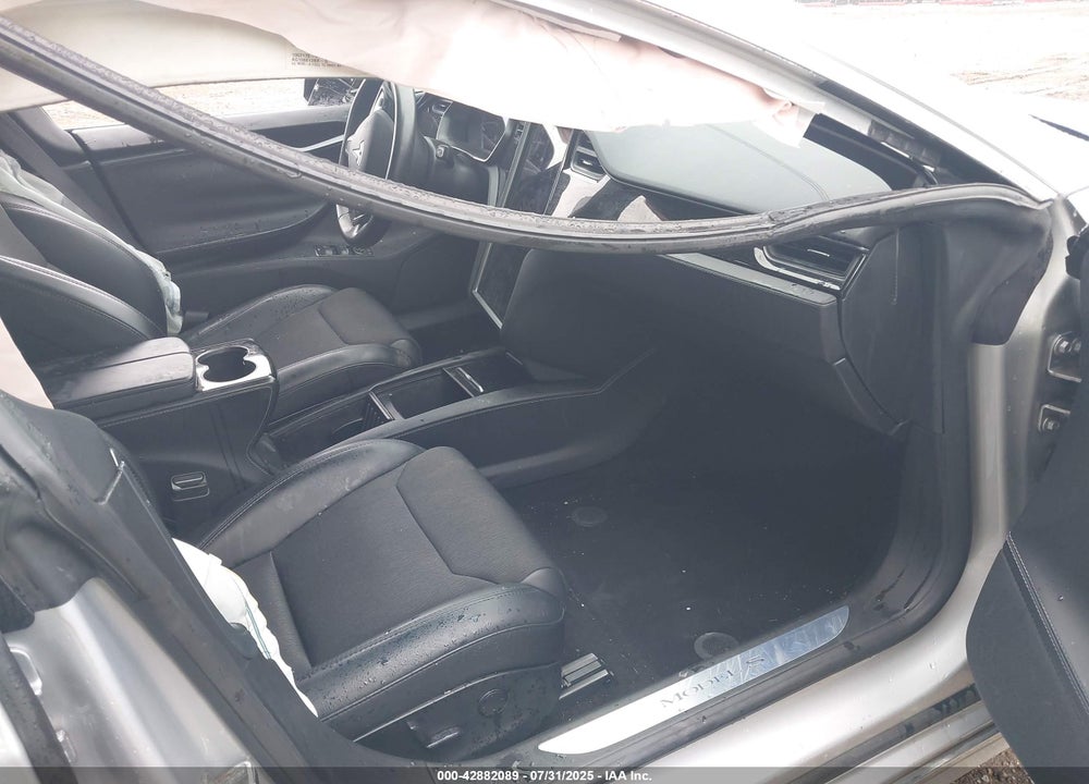 2018 TESLA MODEL S VIN: 5YJSA1E2XJF266814