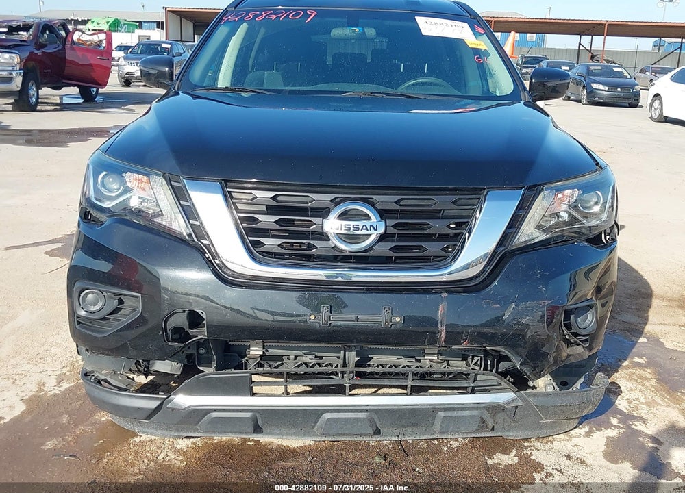 2017 NISSAN PATHFINDER VIN: 5N1DR2MMXHC677725