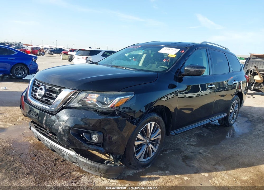 2017 NISSAN PATHFINDER VIN: 5N1DR2MMXHC677725