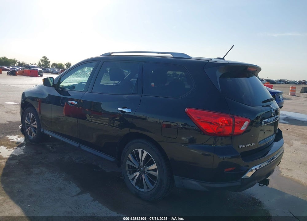 2017 NISSAN PATHFINDER VIN: 5N1DR2MMXHC677725