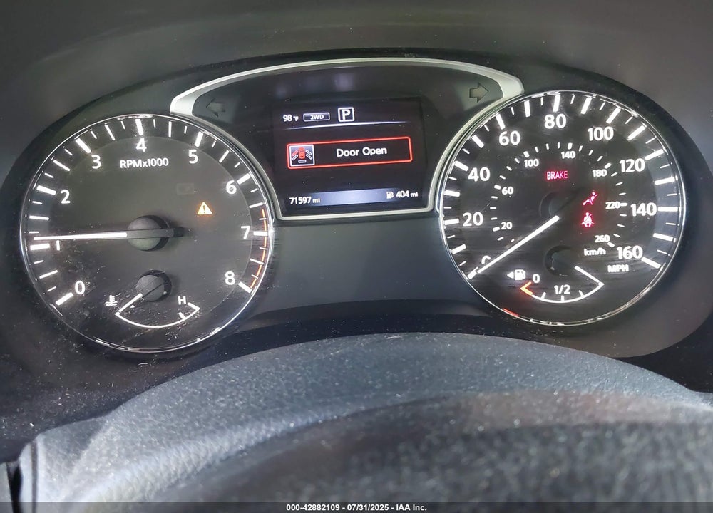 2017 NISSAN PATHFINDER VIN: 5N1DR2MMXHC677725
