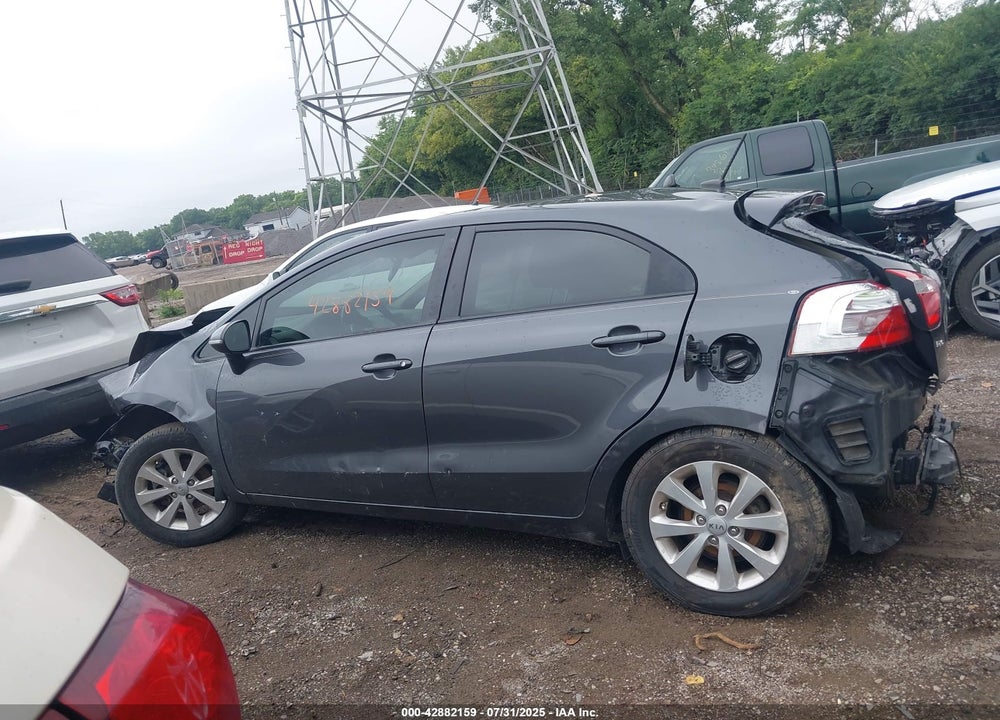 2014 KIA RIO VIN: KNADN5A33E6338132