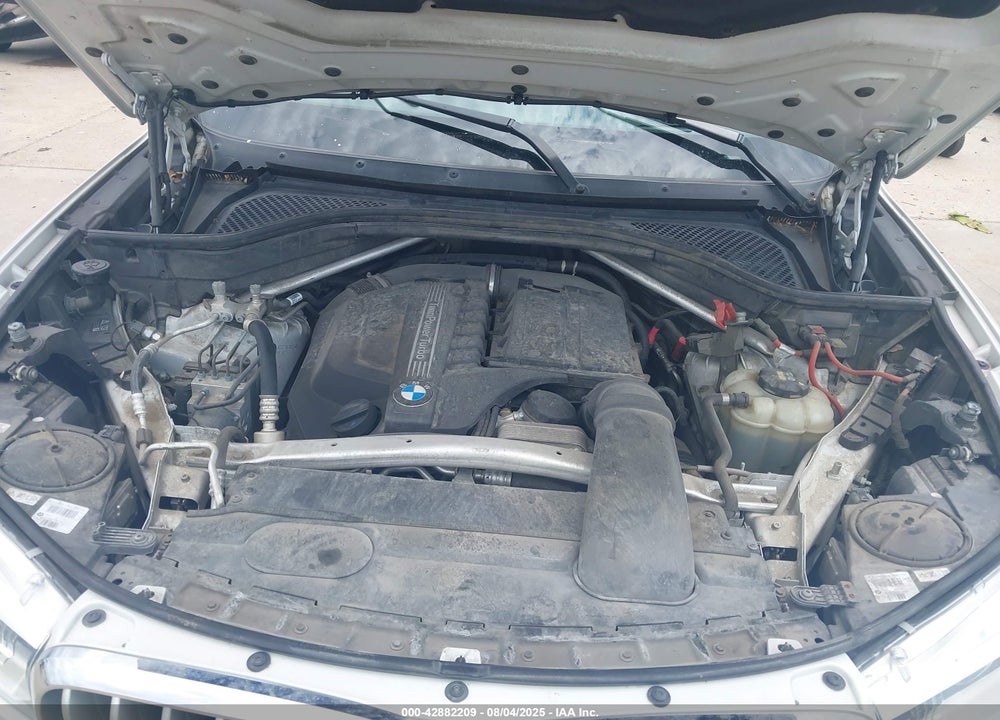 2018 BMW X5 VIN: 5UXKR2C56J0Z16103