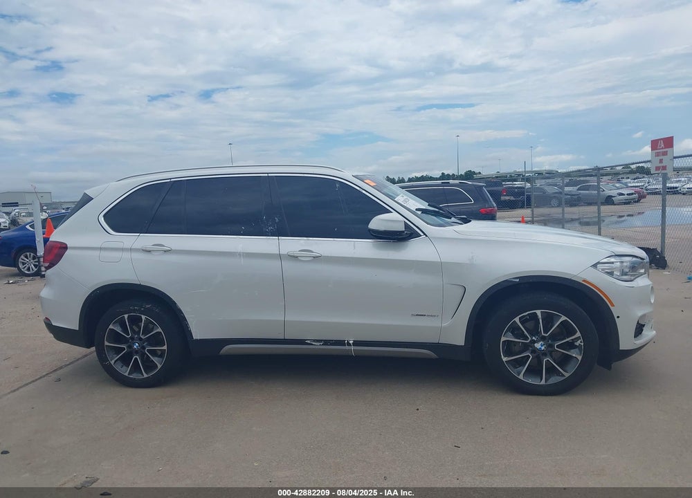 2018 BMW X5 VIN: 5UXKR2C56J0Z16103