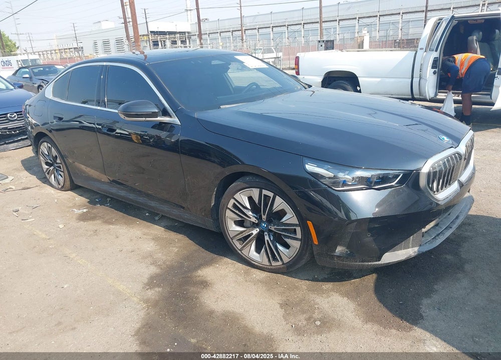 2024 BMW I5 EDRIVE40 VIN: WBY33FK05RCR63605