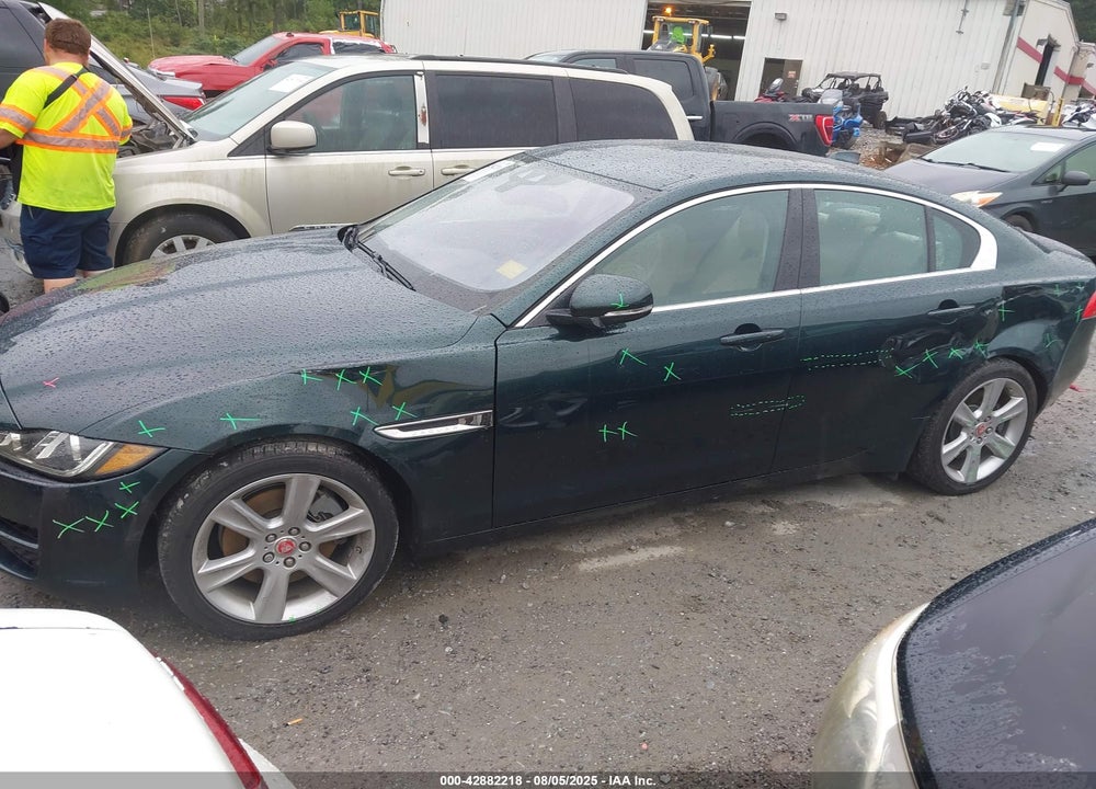 2017 JAGUAR XE VIN: SAJAE4BG9HA964739