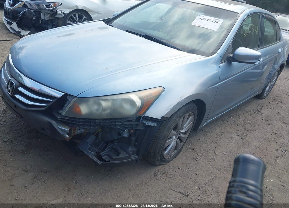 2011 HONDA ACCORD VIN: 1HGCP2F79BA147229
