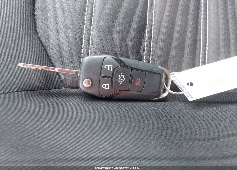 2016 FORD FUSION VIN: 3FA6P0H70GR138726