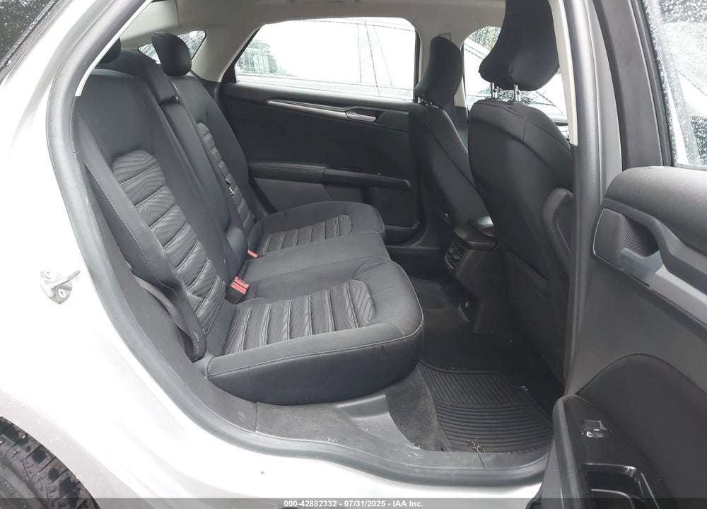 2016 FORD FUSION VIN: 3FA6P0H70GR138726