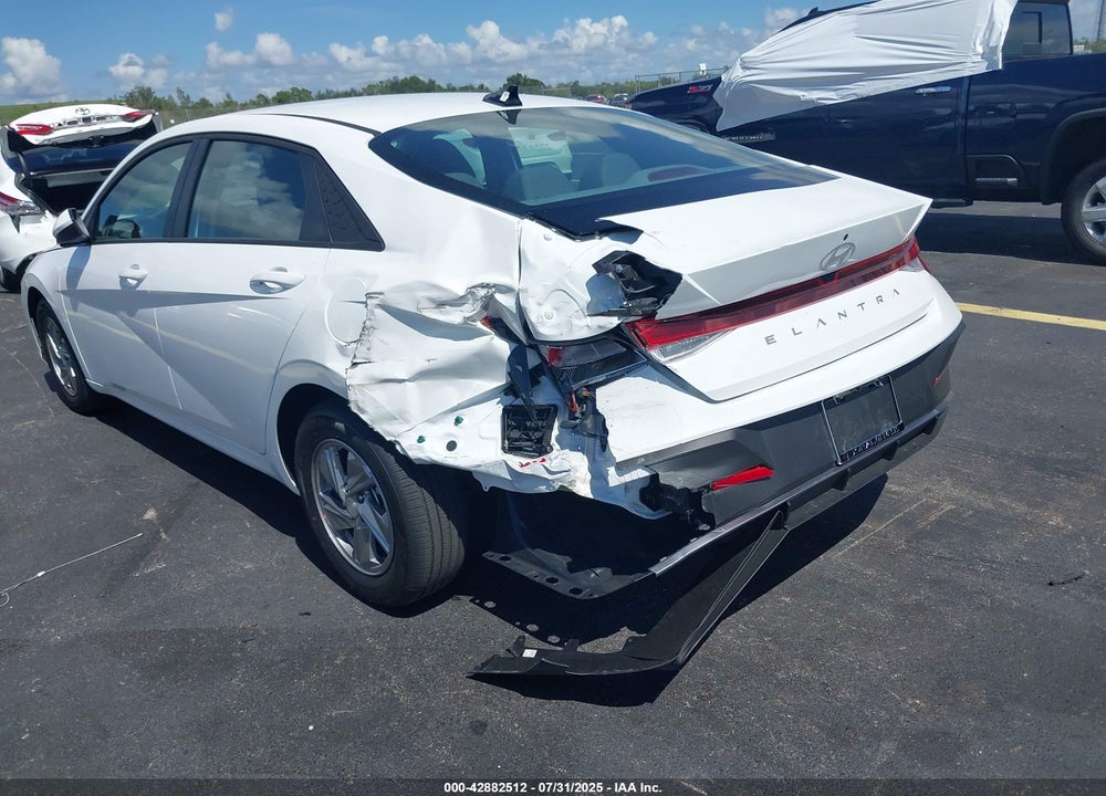 2025 HYUNDAI ELANTRA VIN: KMHLL4DG0SU052951
