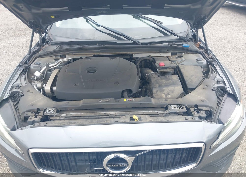 2020 VOLVO V60 T5 MOMENTUM VIN: YV1102EKXL2349034