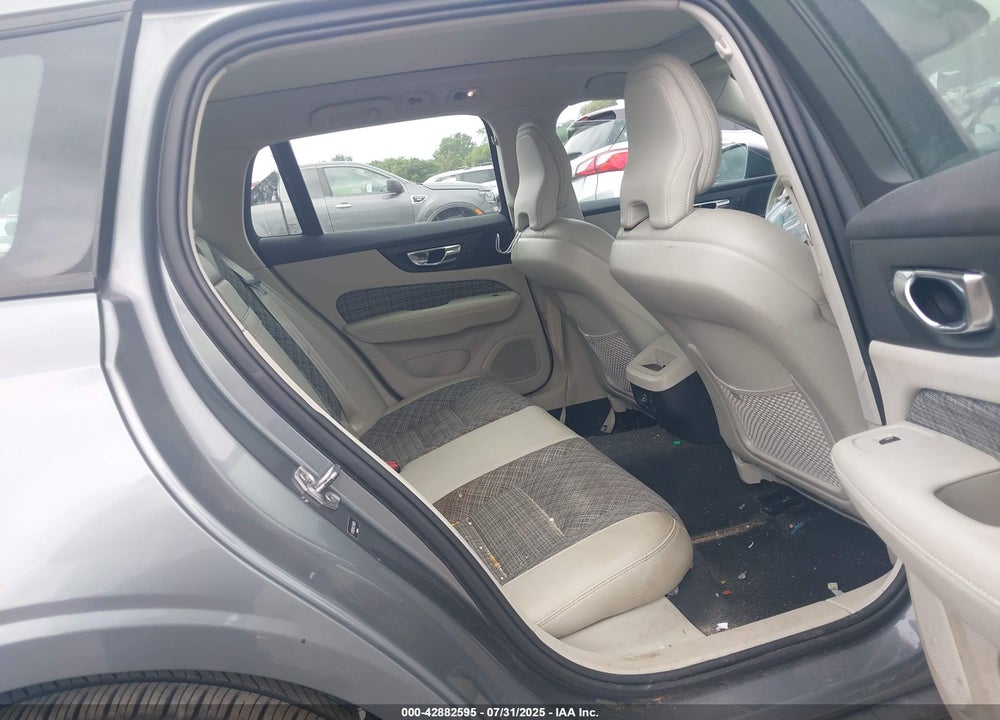 2020 VOLVO V60 T5 MOMENTUM VIN: YV1102EKXL2349034