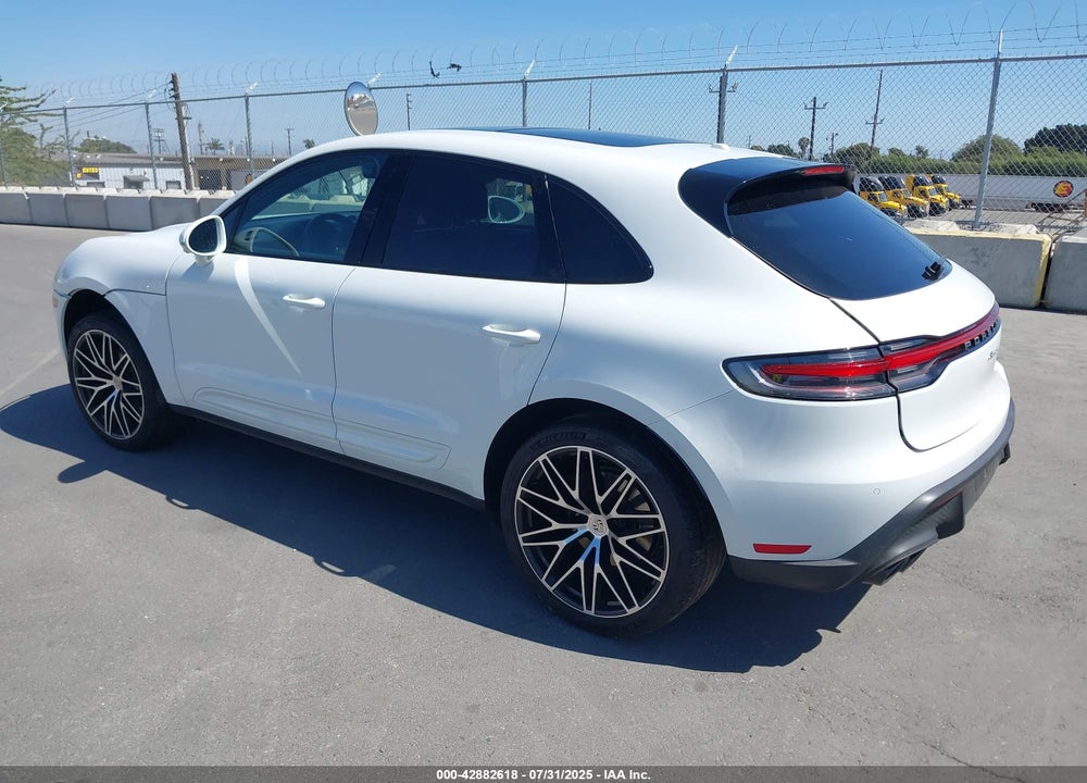 2023 PORSCHE MACAN VIN: WP1AA2A56PLB15605