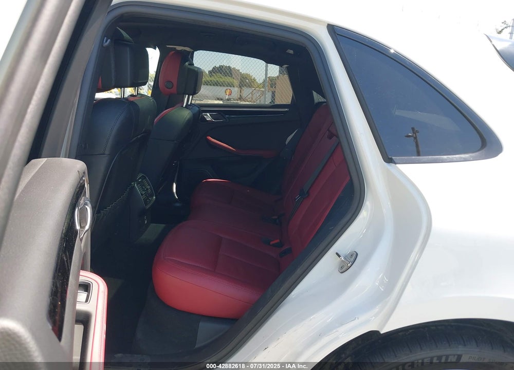 2023 PORSCHE MACAN VIN: WP1AA2A56PLB15605