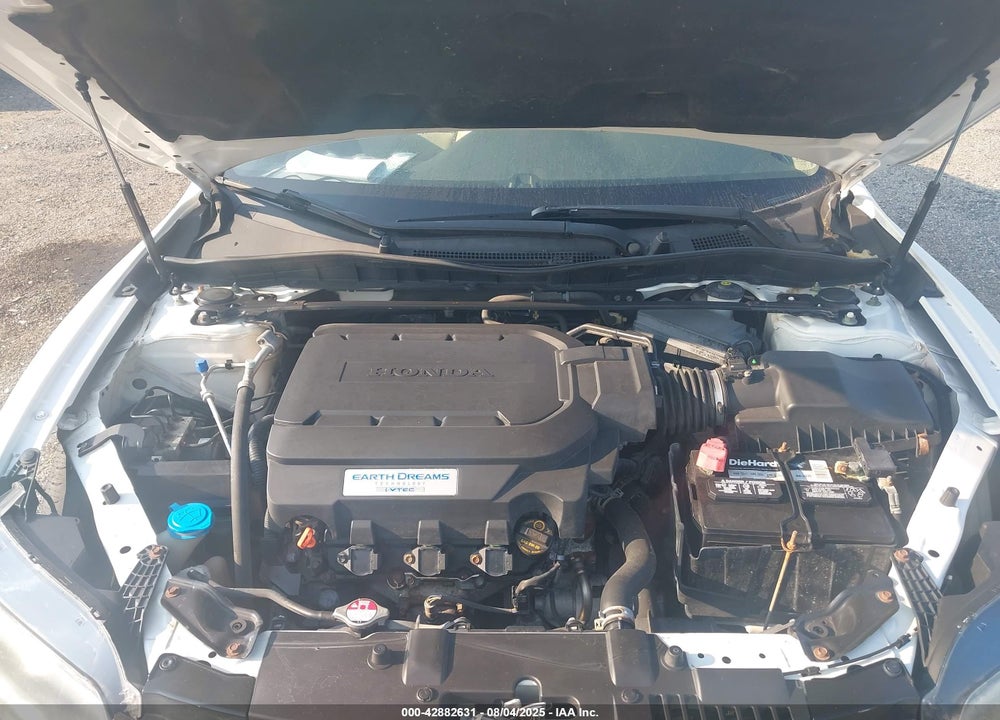 2013 HONDA ACCORD EX-L V-6 VIN: 1HGCT2B85DA004906