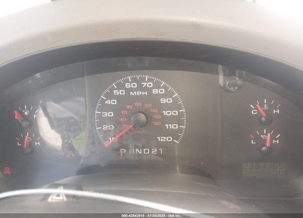 2008 FORD F-150 VIN: 1FTRF12238KC27807