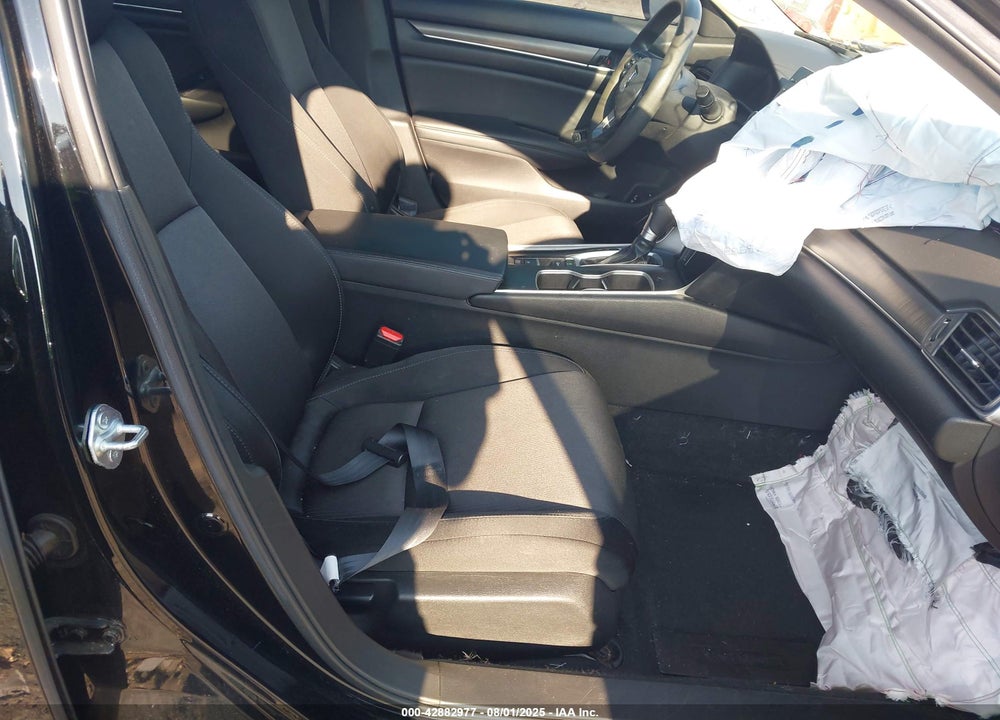 2021 HONDA ACCORD VIN: 1HGCV1F19MA069257