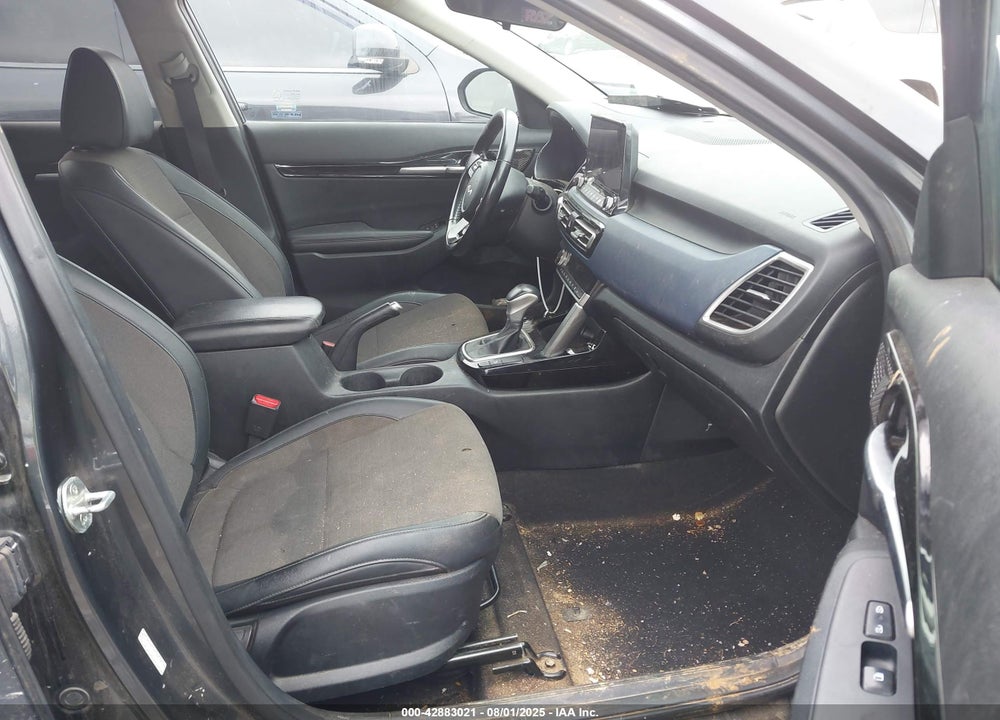 2022 KIA SELTOS VIN: KNDEU2AA2N7300991