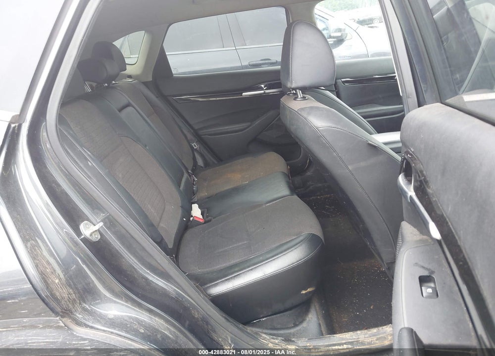 2022 KIA SELTOS VIN: KNDEU2AA2N7300991