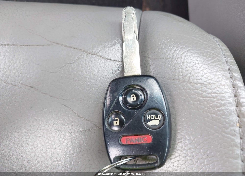 2013 HONDA PILOT EX-L VIN: 5FNYF4H51DB008950