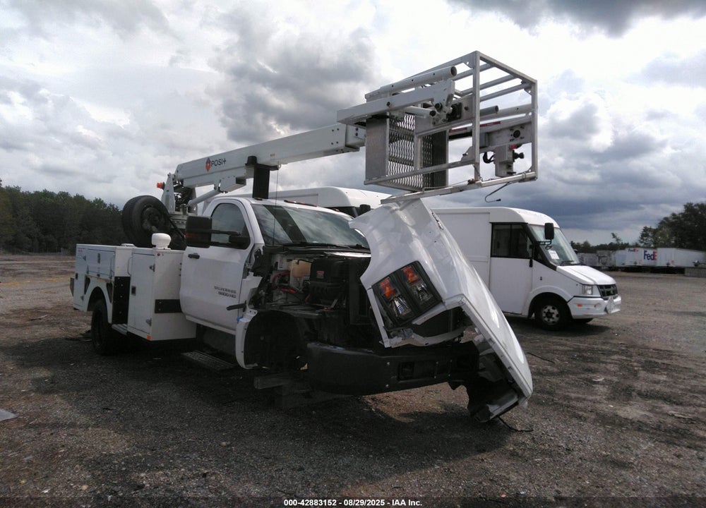 2022 CHEVROLET SILVERADO 4500HD 1WT VIN: 1HTKHPVK0NH171721