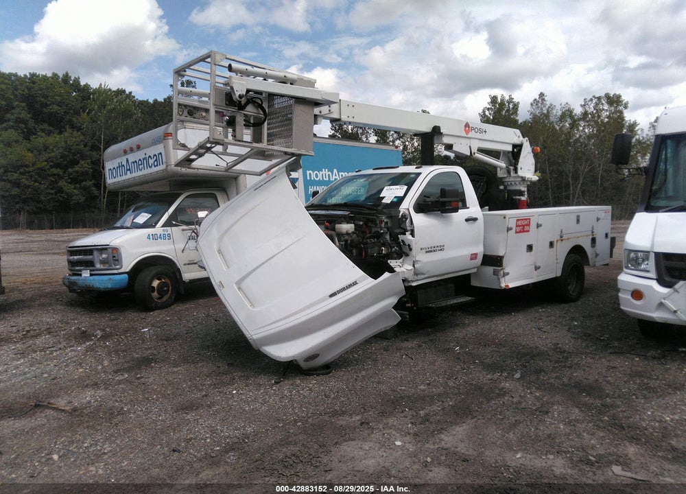 2022 CHEVROLET SILVERADO 4500HD 1WT VIN: 1HTKHPVK0NH171721