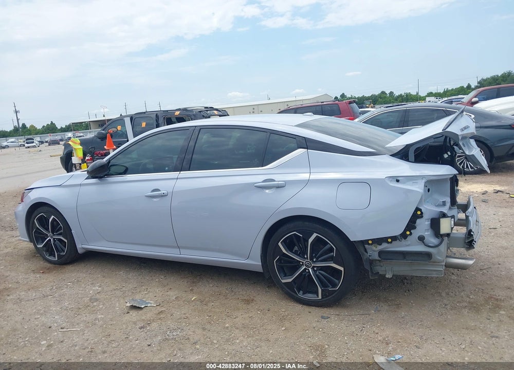 2024 NISSAN ALTIMA VIN: 1N4BL4CV5RN402049