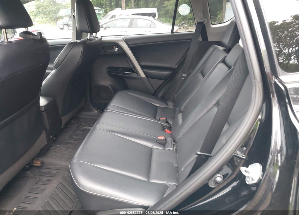 2018 TOYOTA RAV4 VIN: 2T3DFREV1JW833974