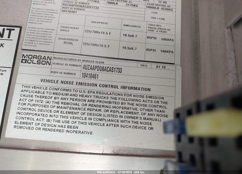 2010 FREIGHTLINER CHASSIS M LINE WALK-IN VAN VIN: 4UZAAPDU6ACAS1733