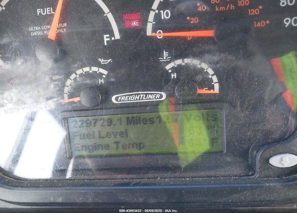 2010 FREIGHTLINER CHASSIS M LINE WALK-IN VAN VIN: 4UZAAPDU6ACAS1733