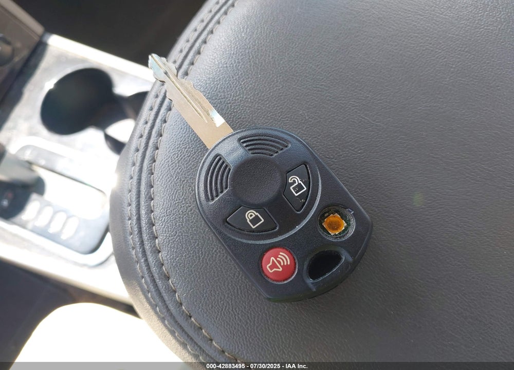 2008 MERCURY SABLE VIN: 1MEHM40W28G614035