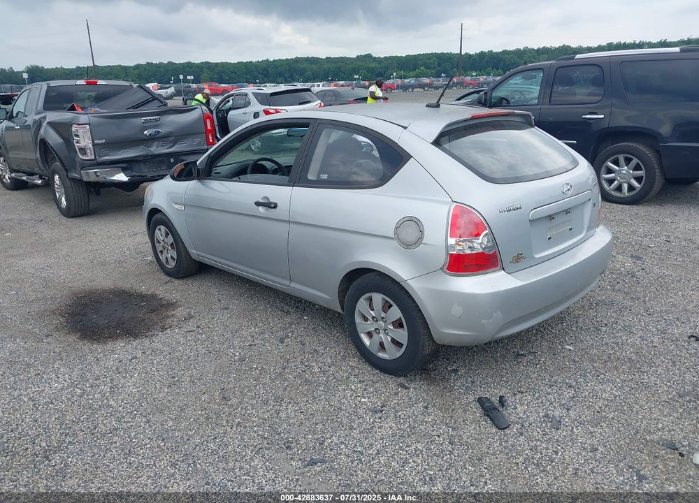 2009 HYUNDAI ACCENT GS VIN: KMHCM36C09U105501