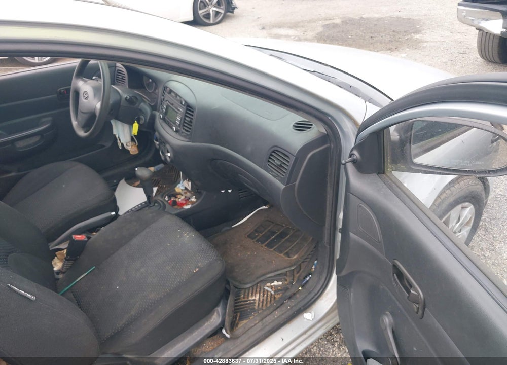 2009 HYUNDAI ACCENT GS VIN: KMHCM36C09U105501
