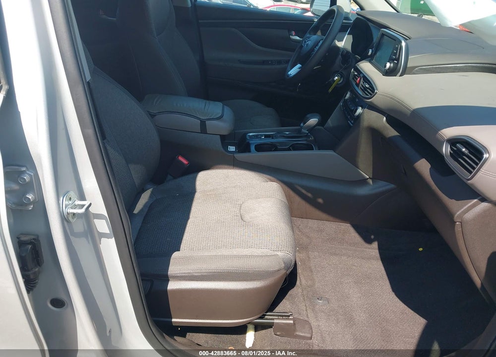 2019 HYUNDAI SANTA FE SE VIN: 5NMS23AD0KH038661