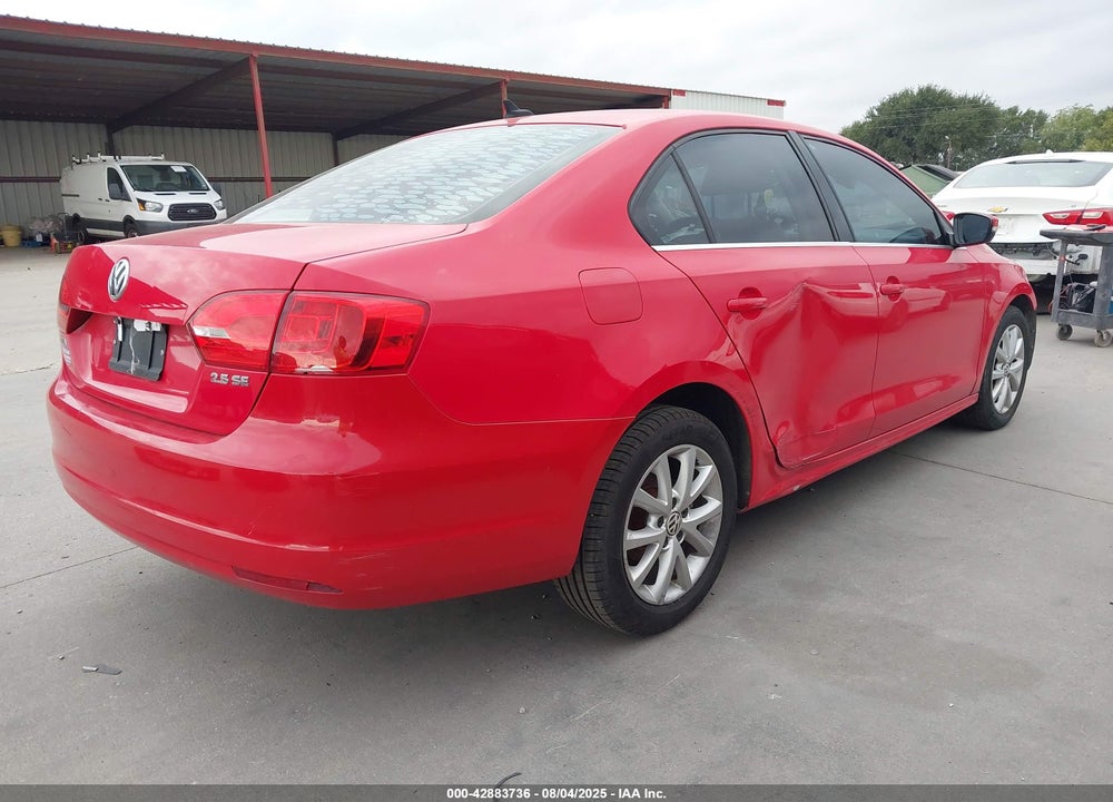 2013 VOLKSWAGEN JETTA VIN: 3VWDX7AJ1DM351898