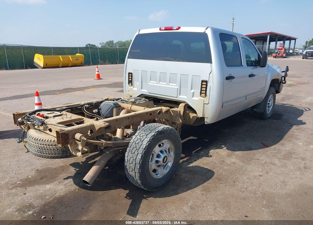 2011 CHEVROLET SILVERADO 2500HD LT VIN: 1GC1KXCG1BF108806