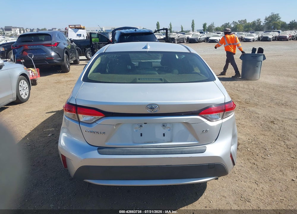 2021 TOYOTA COROLLA LE VIN: JTDEPMAE5MJ132805