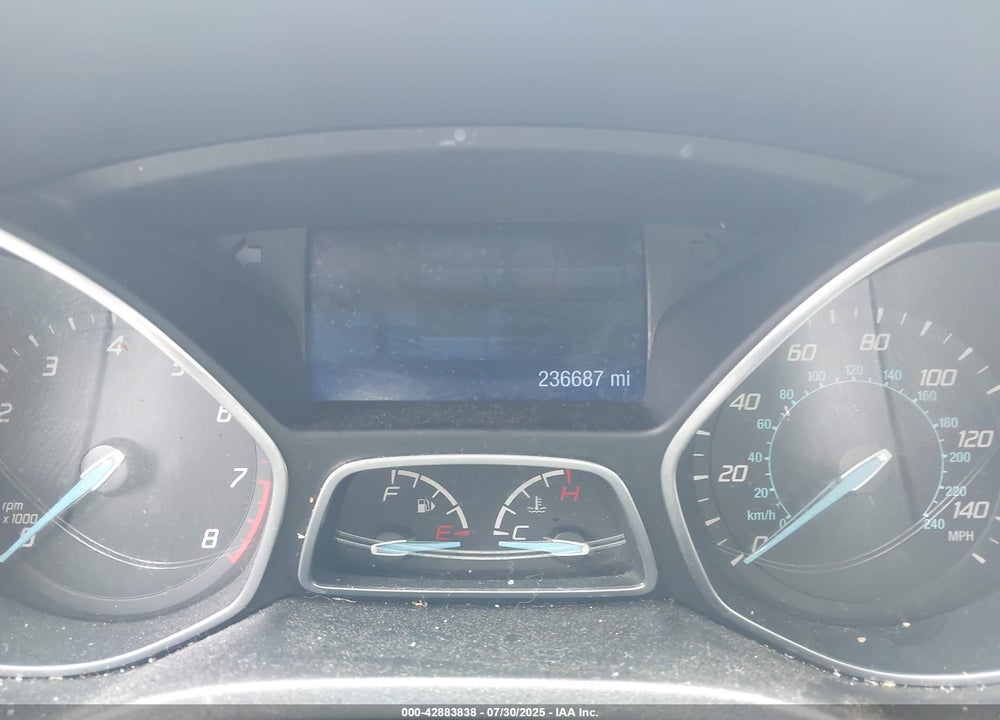 2014 FORD FOCUS VIN: 1FADP3F27EL105380