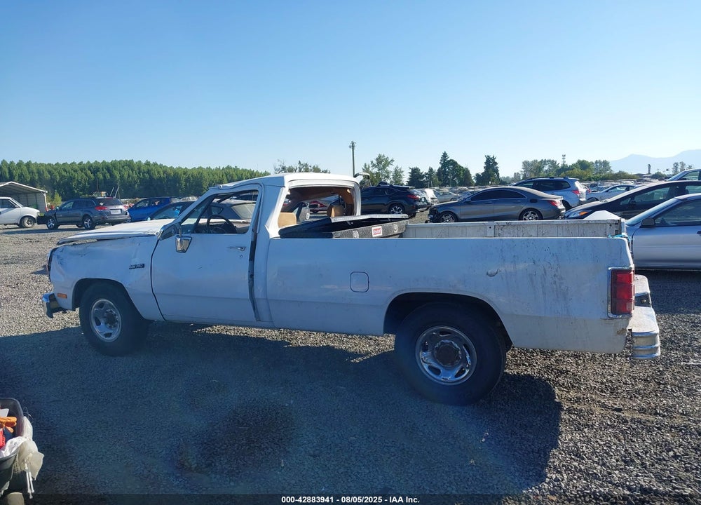 1992 DODGE D-SERIES D300/D350 VIN: 1B6ME36C7NS631303