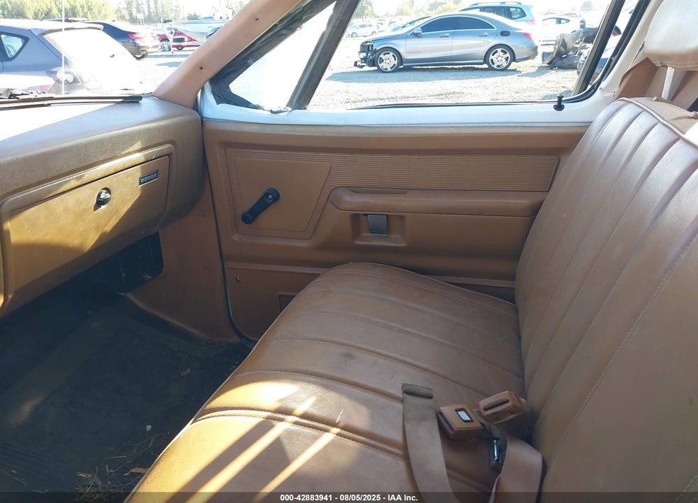 1992 DODGE D-SERIES D300/D350 VIN: 1B6ME36C7NS631303