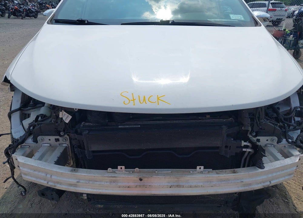 2018 CHRYSLER PACIFICA LIMITED VIN: 2C4RC1GG8JR272407