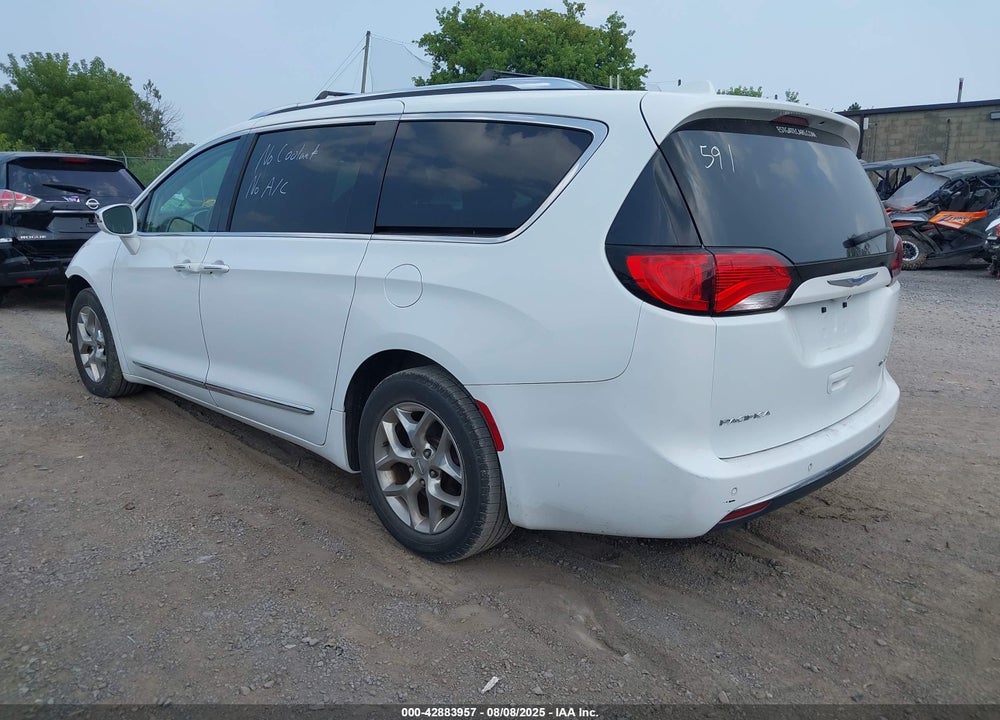 2018 CHRYSLER PACIFICA LIMITED VIN: 2C4RC1GG8JR272407