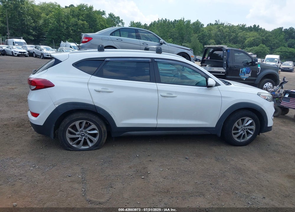 2016 HYUNDAI TUCSON VIN: KM8J3CA29GU039987