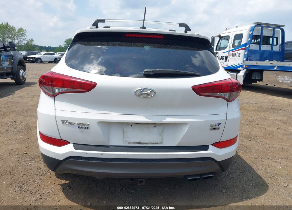 2016 HYUNDAI TUCSON VIN: KM8J3CA29GU039987