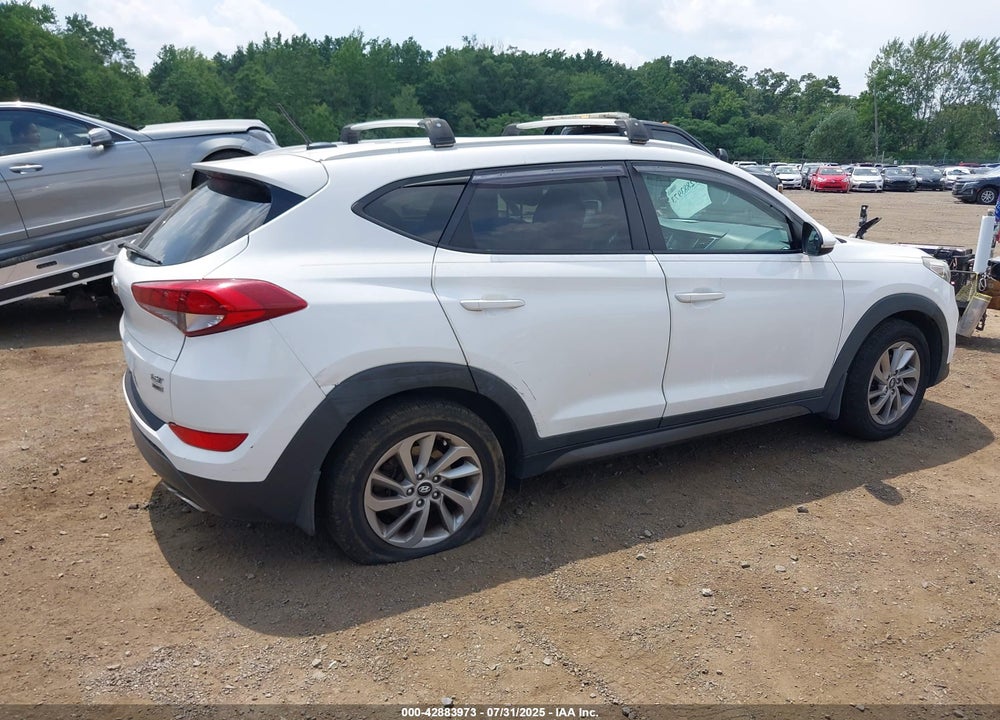 2016 HYUNDAI TUCSON VIN: KM8J3CA29GU039987